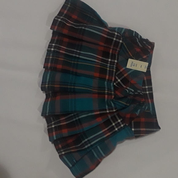 Children's place plaid skirt - Picture 2 of 3